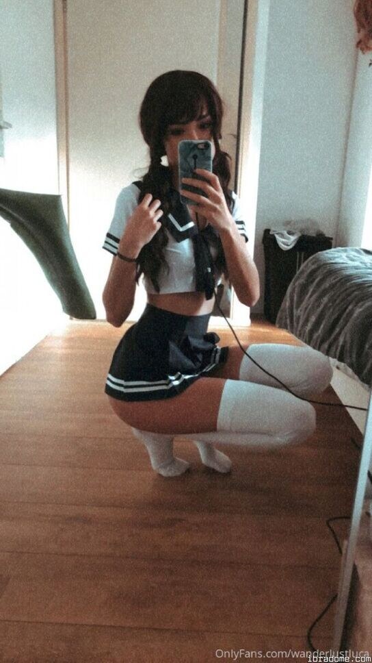 Wanderlustluca Photo #38