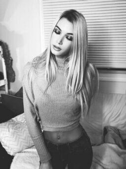 Sabrina Vaz Photo #62