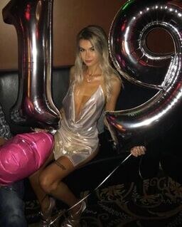 Sabrina Vaz Photo #100