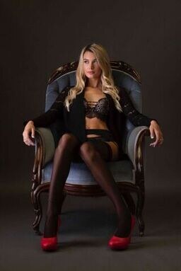 Sabrina Vaz Photo #132