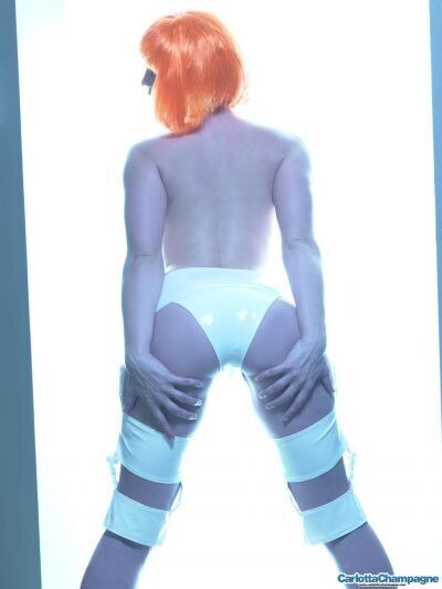 Carlotta Champagne Photo #14