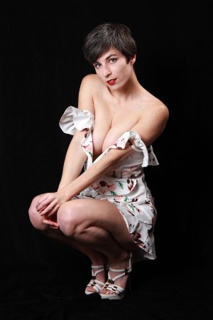 Asham Cosplays Photo #1