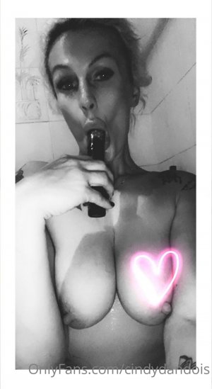 Cindy Dandois Photo #40