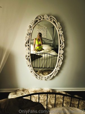 Southerncharm91 Photo #88