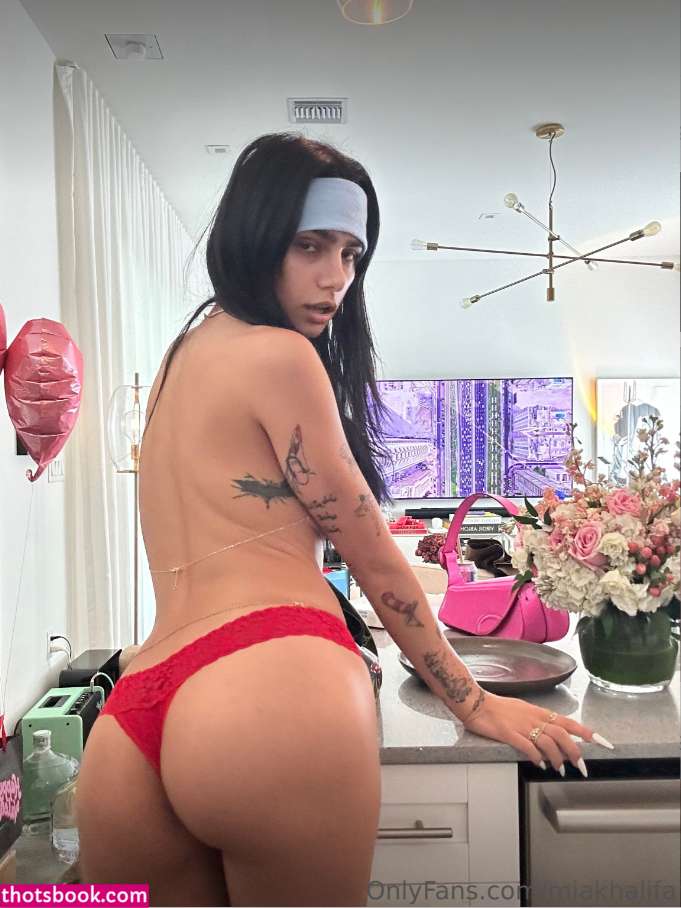 Mia Khalifa Photo #689