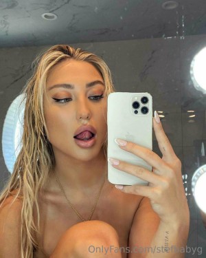 Stefanie Gurzanski Photo #156