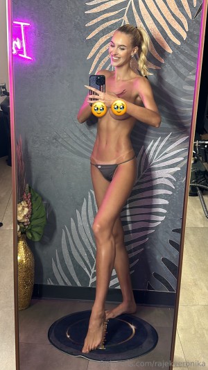 Veronika Rajek Photo #133