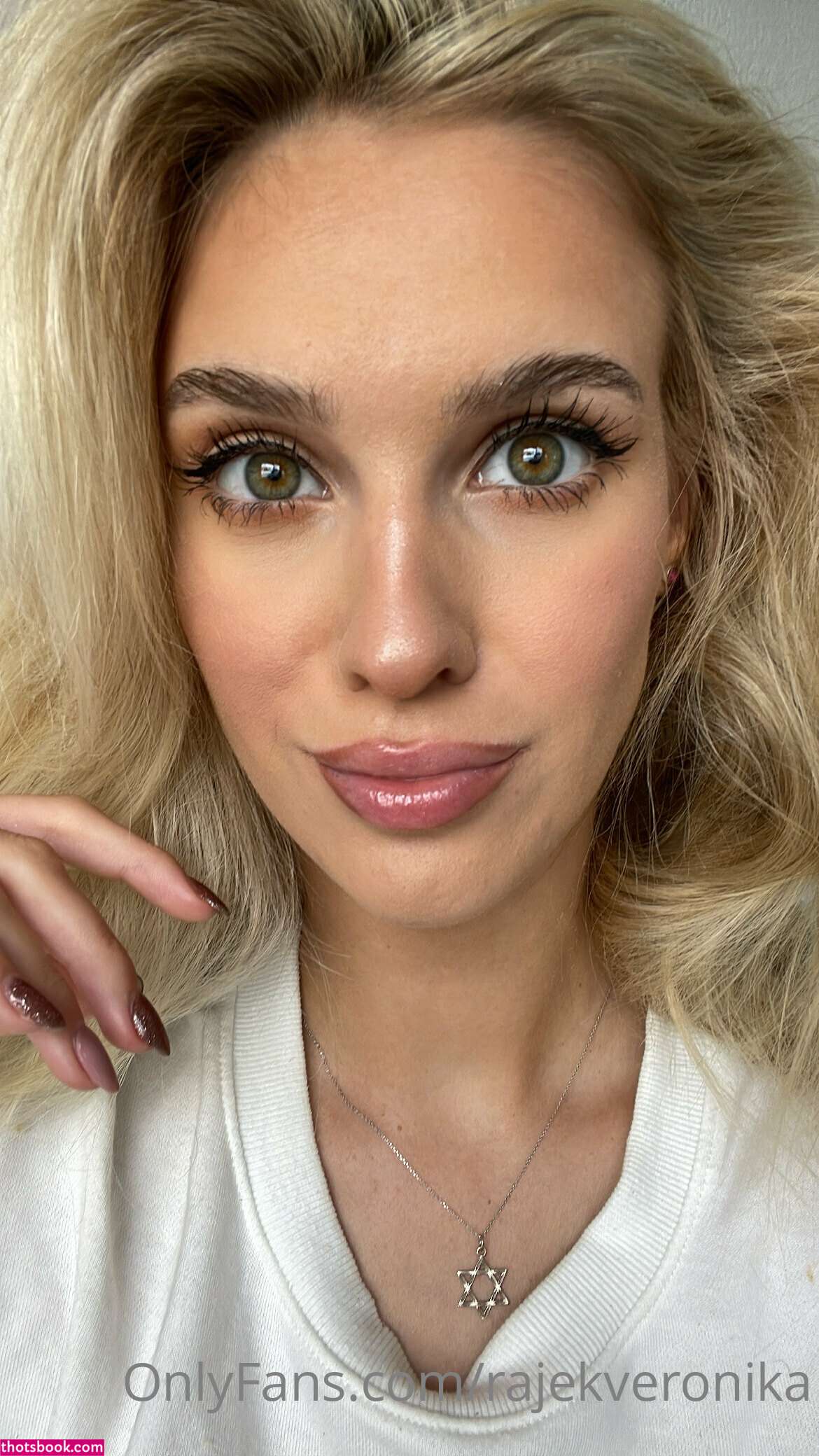 Veronika Rajek Photo #234