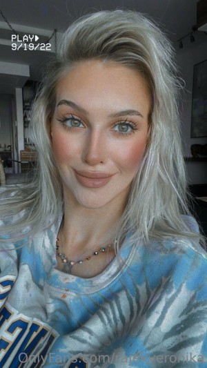 Veronika Rajek Photo #177