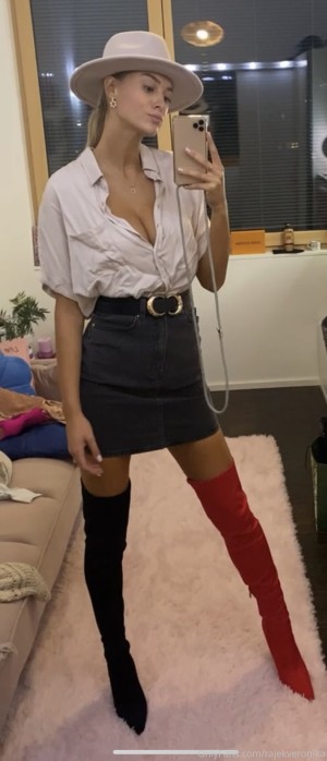 Veronika Rajek Photo #195