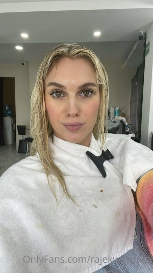 Veronika Rajek Photo #214