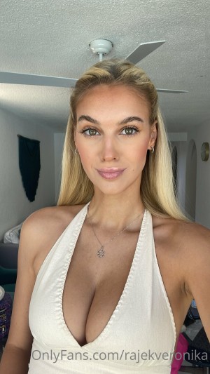 Veronika Rajek Photo #233