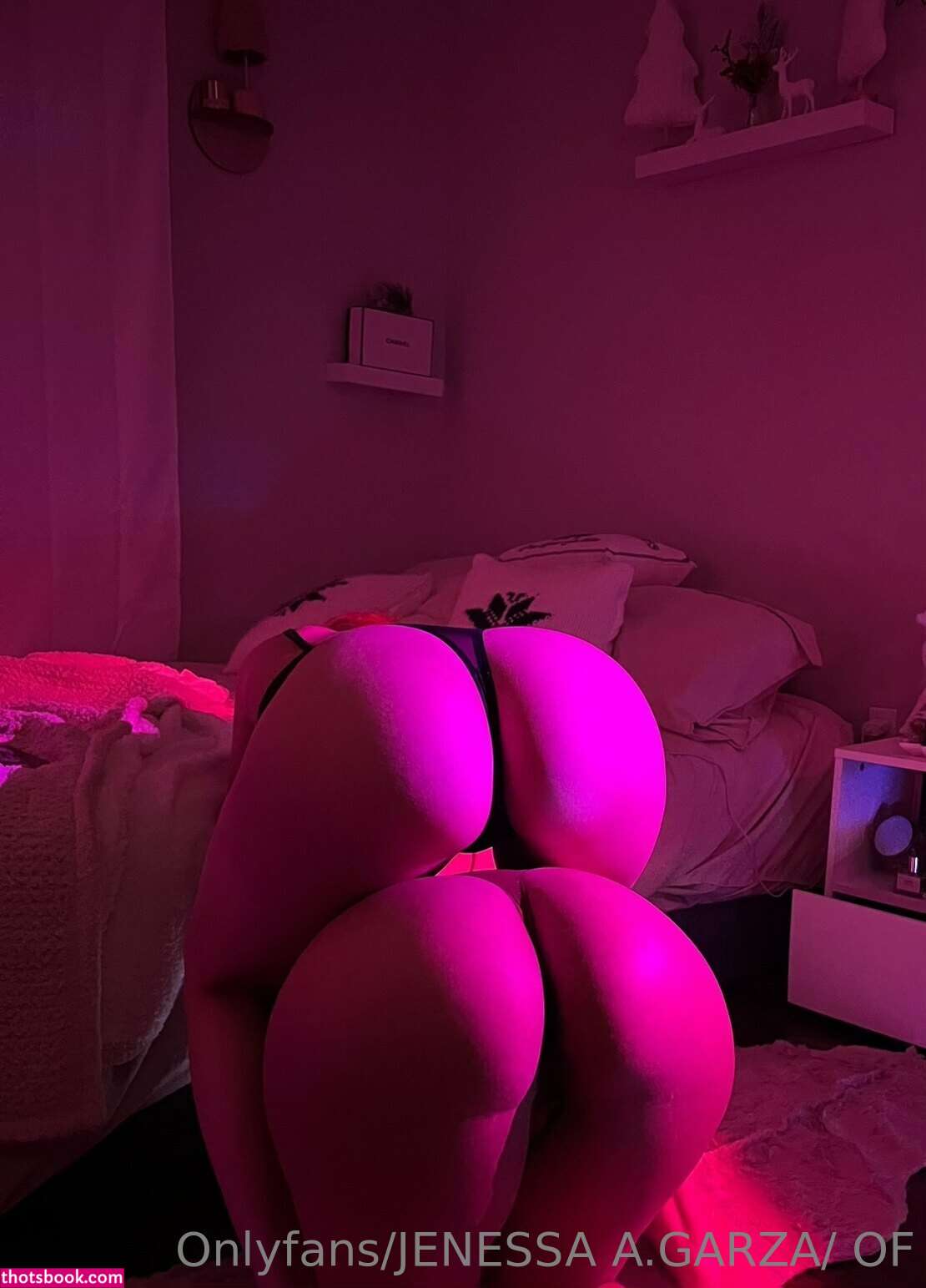 jenessagarza69 Photo #5