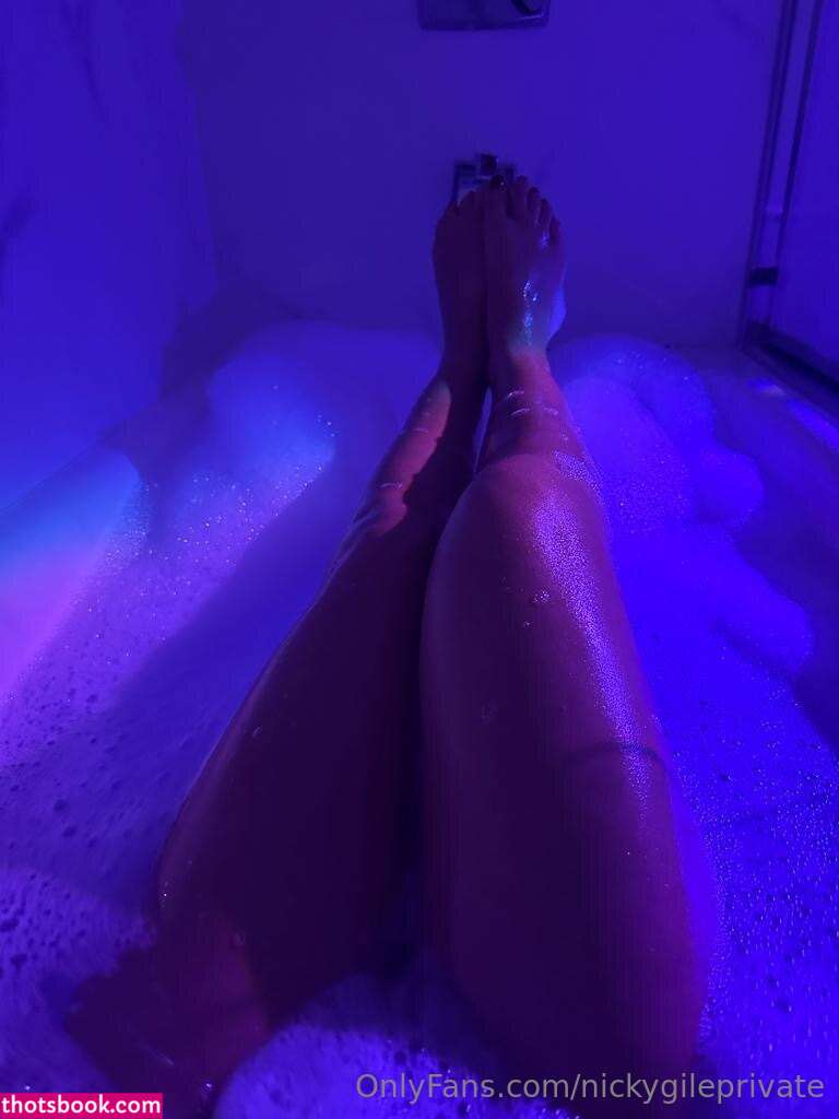 Nicky Gile Photo #193