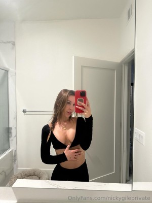 Nicky Gile Photo #302