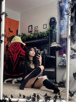 Butterywaterboi Photo #187