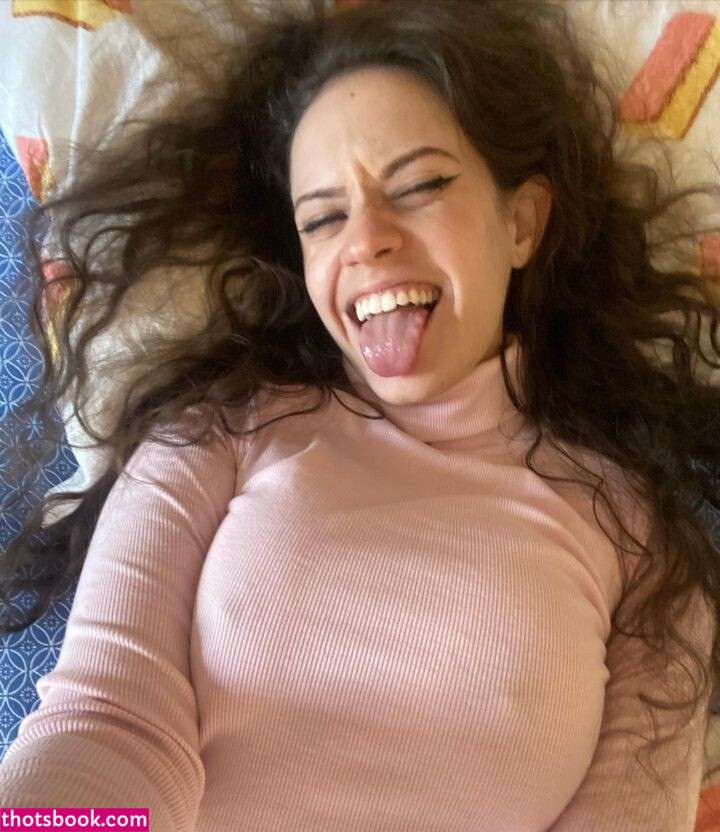 Quinn Finite Photo #146