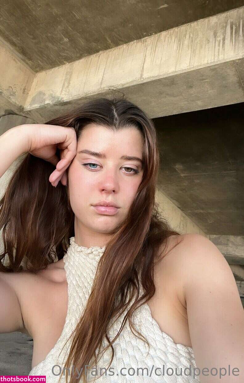 Sarah Mcdaniel Photo #67