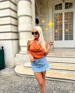 Tana Mongeau Photo #259