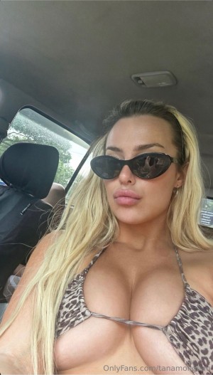 Tana Mongeau Photo #277