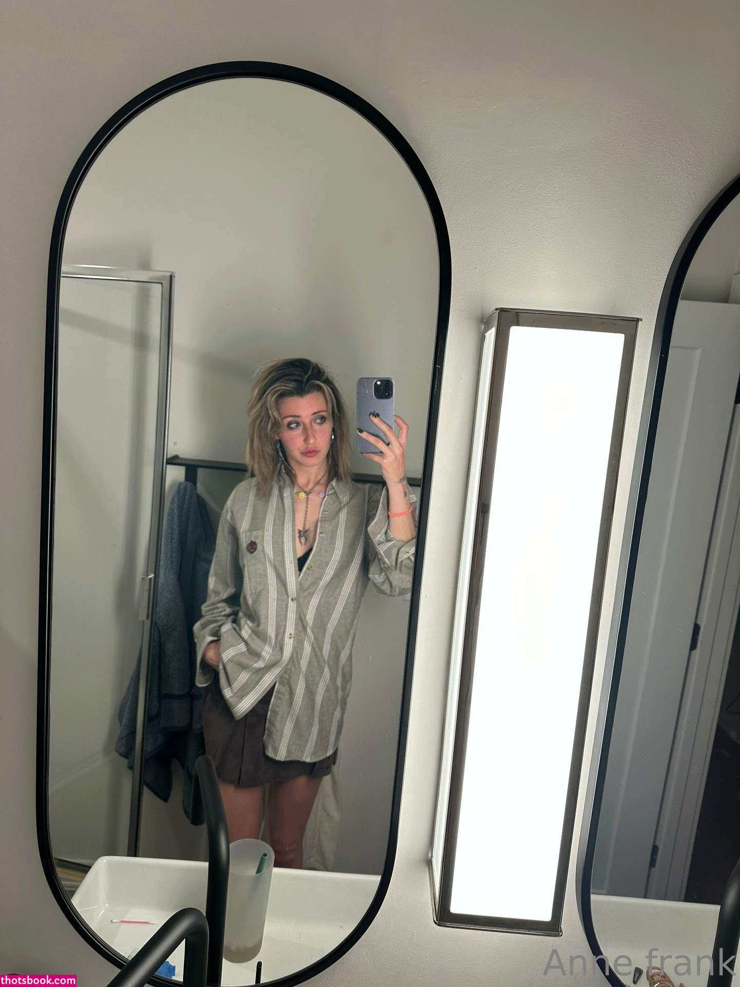 Anne Frank Photo #23