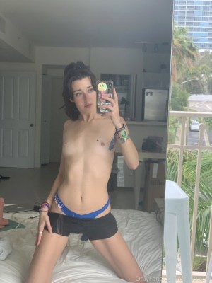 Anne Frank Photo #38