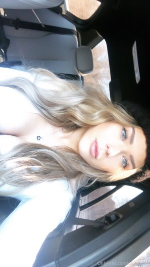 Neesy Rizzo Photo #38