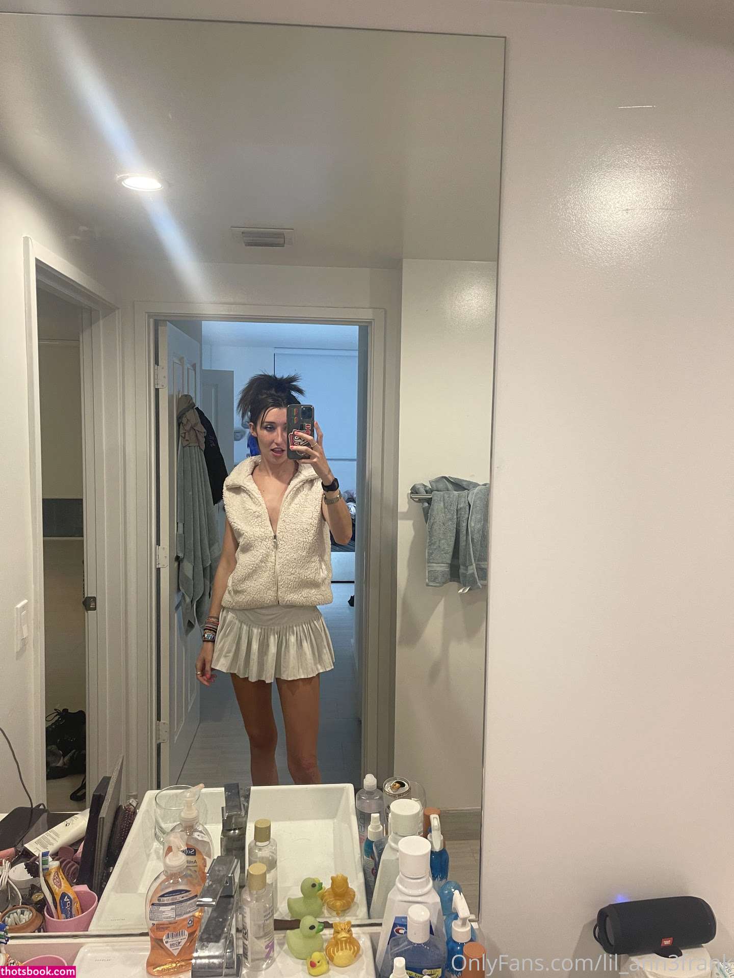 Anne Frank Photo #91