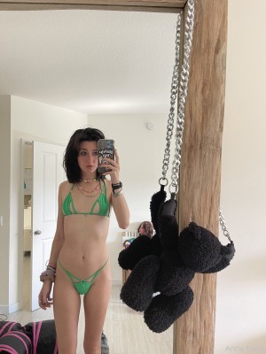 Anne Frank Photo #108