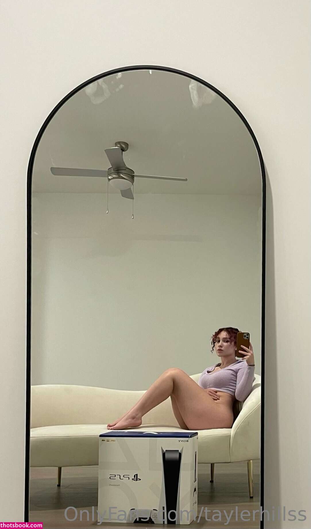 Tayler Hills Photo #453