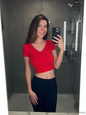 elliejames Photo #60