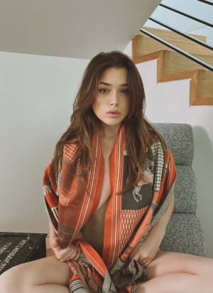 Lauren Summer Photo #32