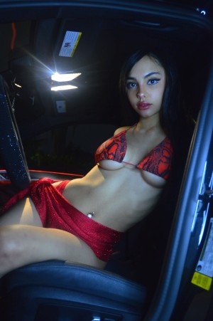 Layladeline Photo #7