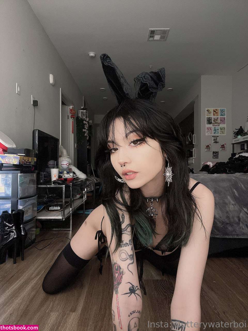 Butterywaterboi Photo #149