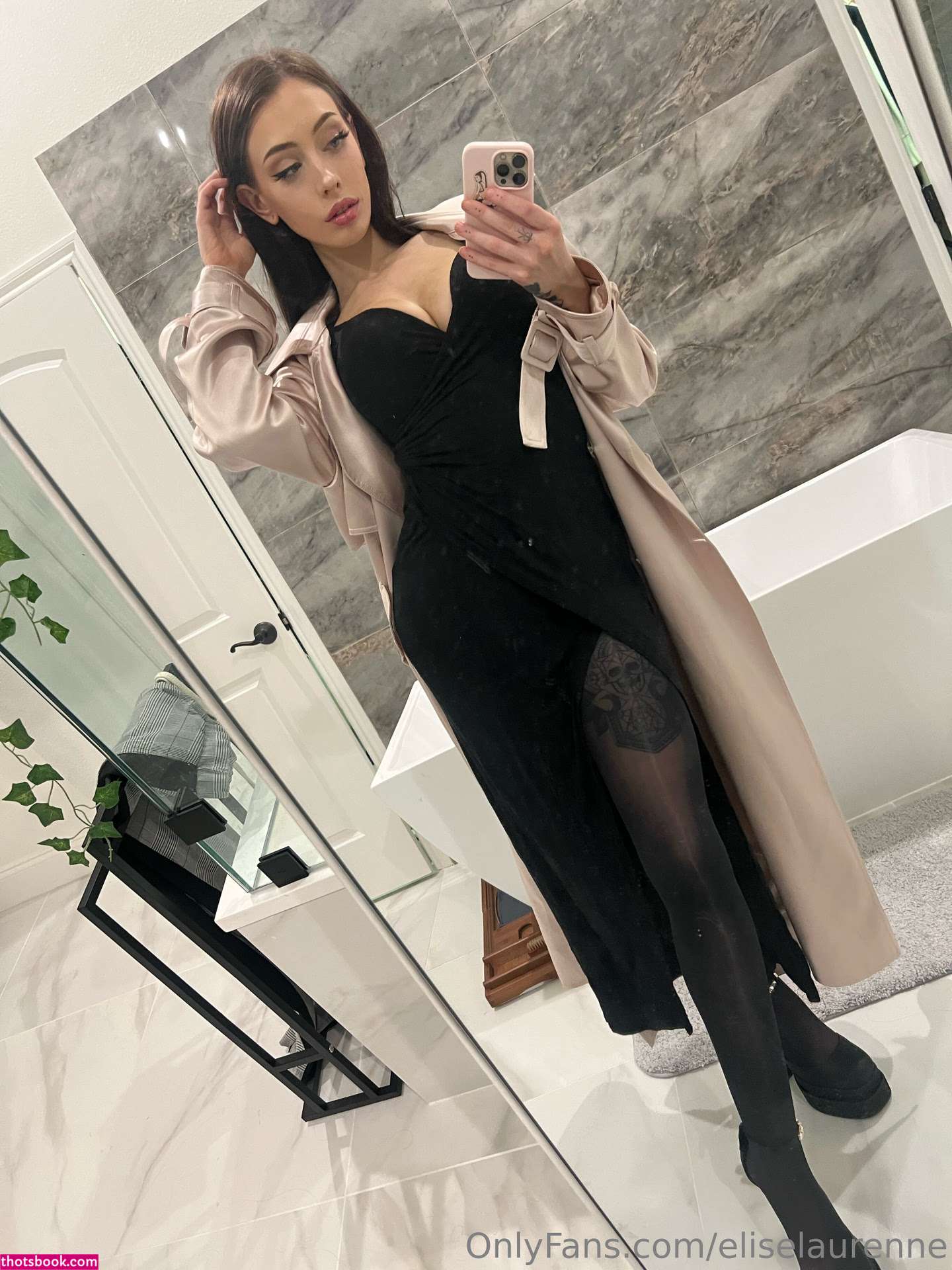 Elise Laurenne Photo #188