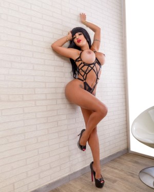 Allison Miller Photo #2