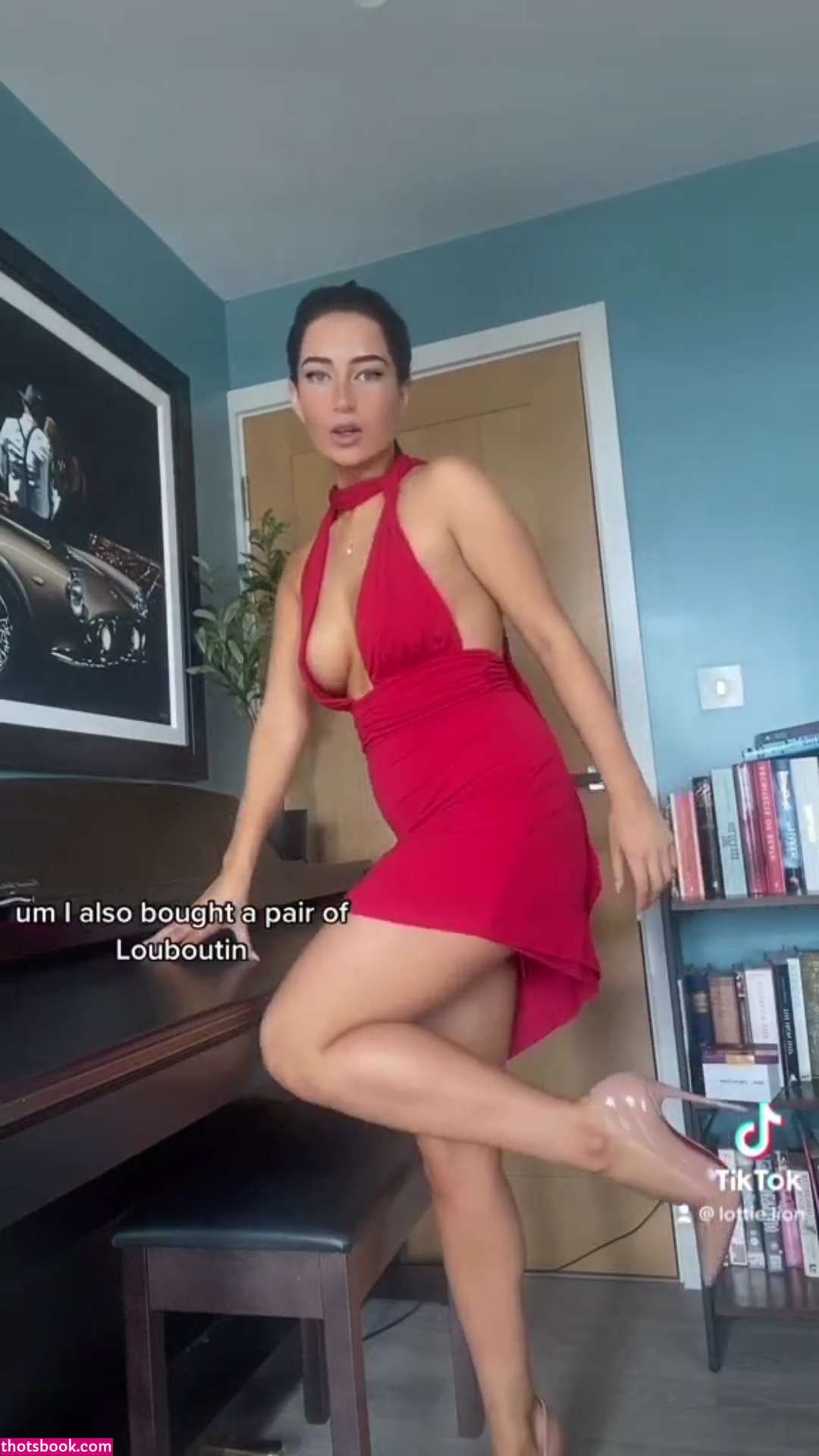 Charlotte Lion Photo #19