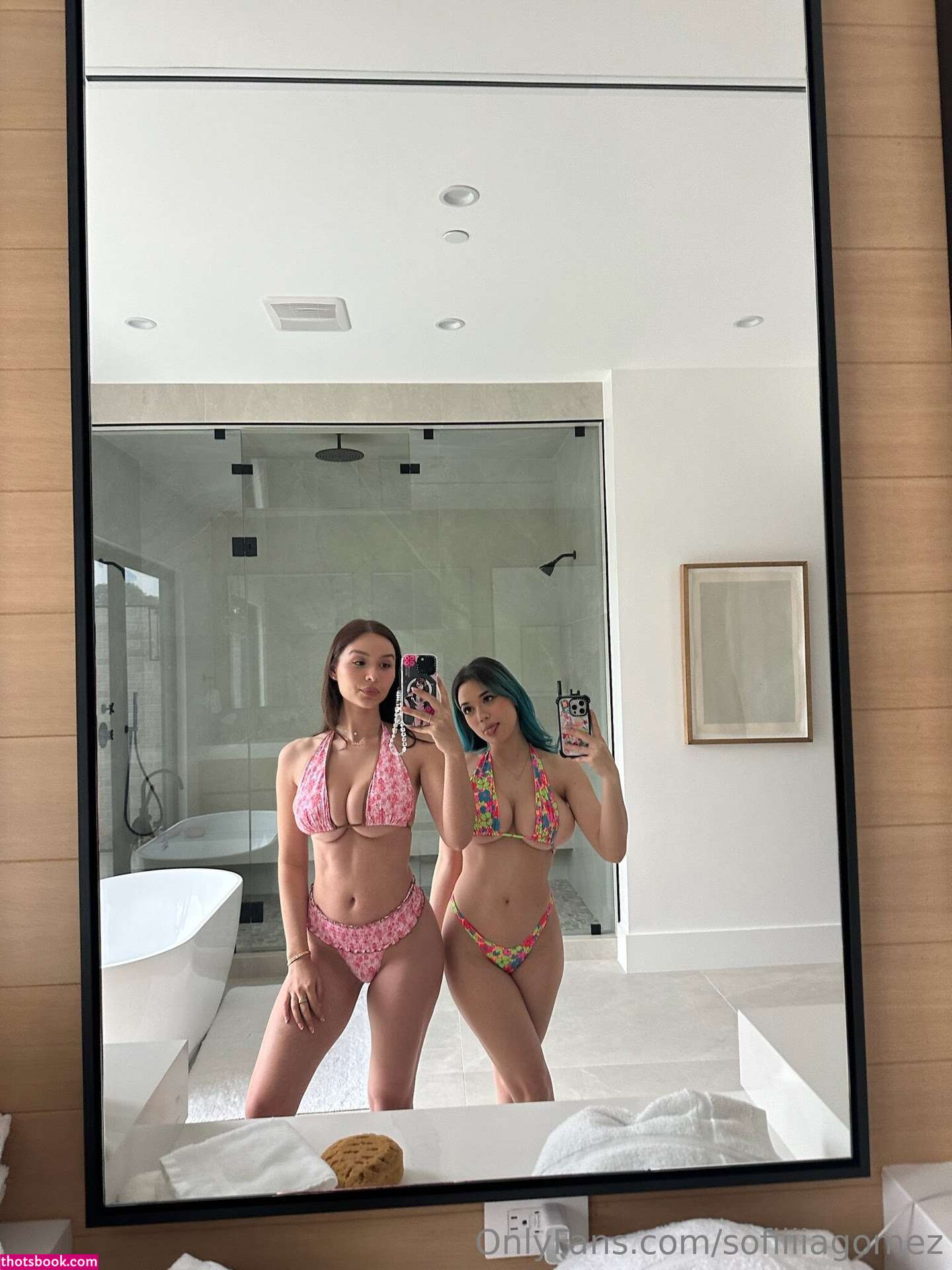 Sophie Mudd Photo #590