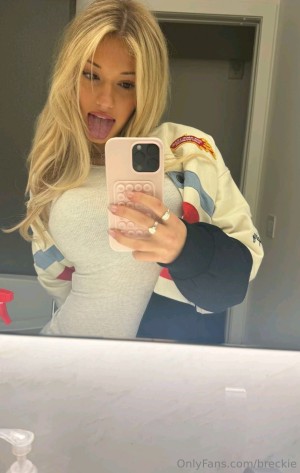 Breckie Hill Photo #340