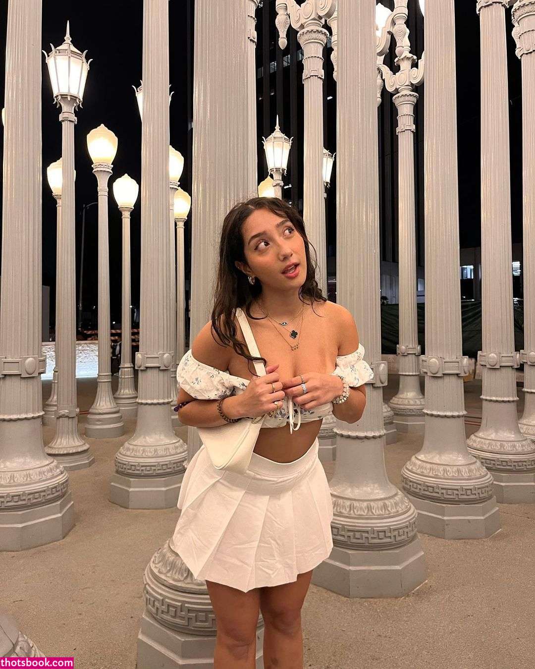 Sabrina Pezeshkian Photo #25