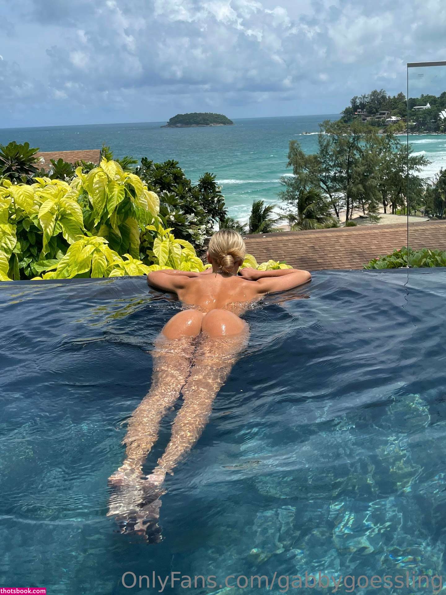 Gabby Goessling Photo #221