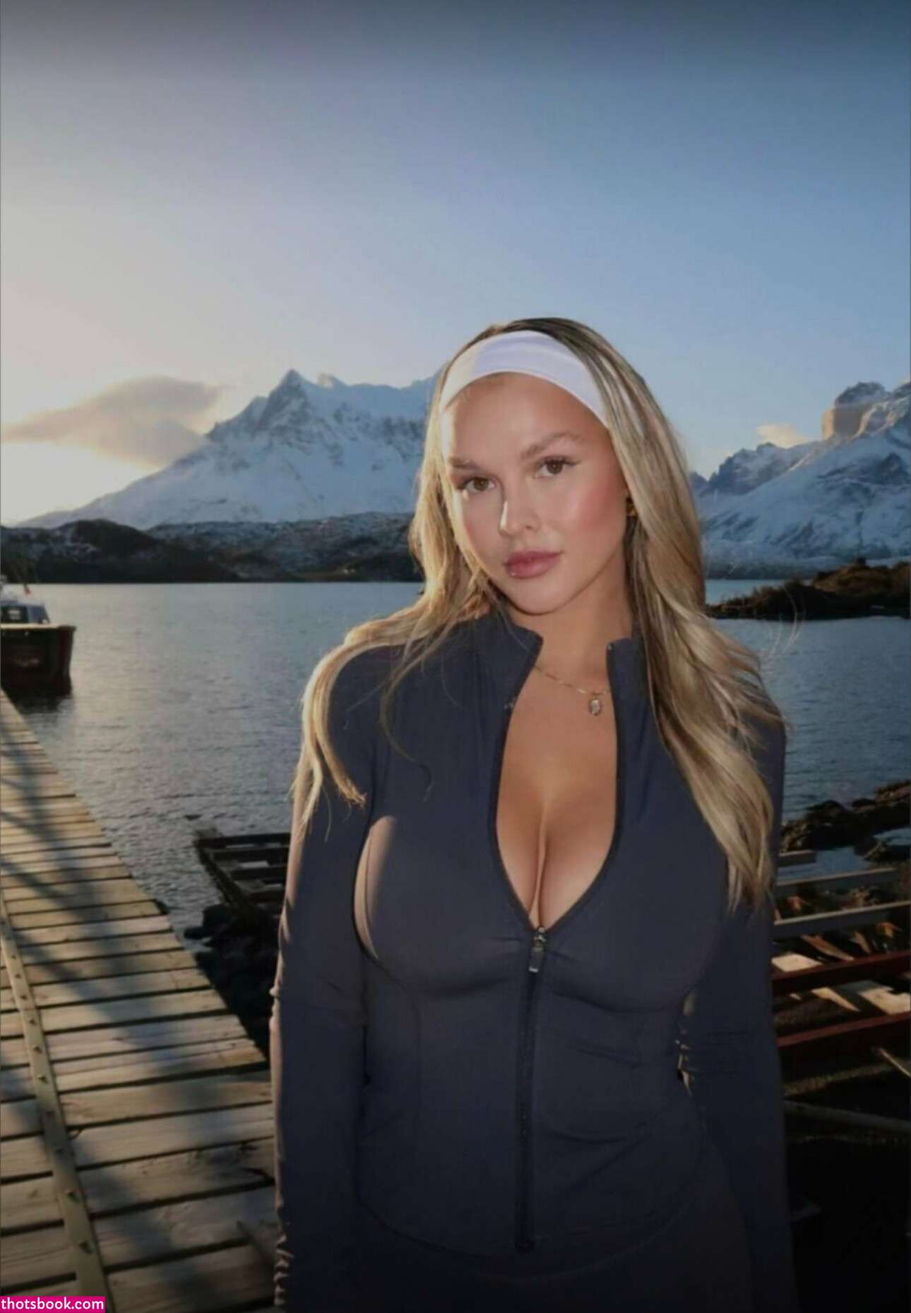 Kinsey Wolanski Photo #83