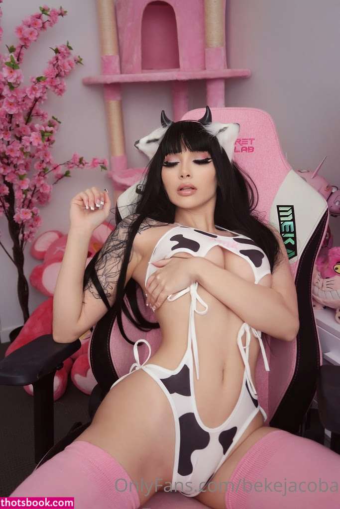 Beke Jacoba Photo #177