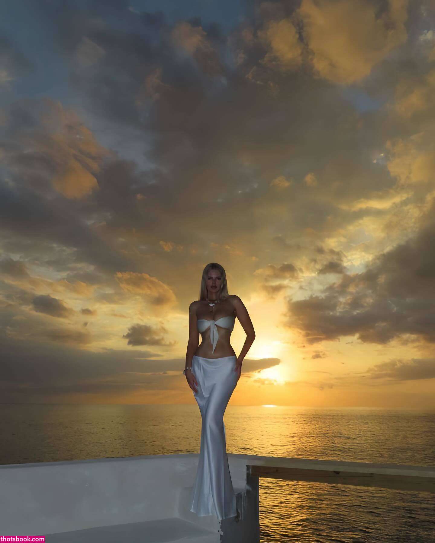 Ziennaeve Photo #128