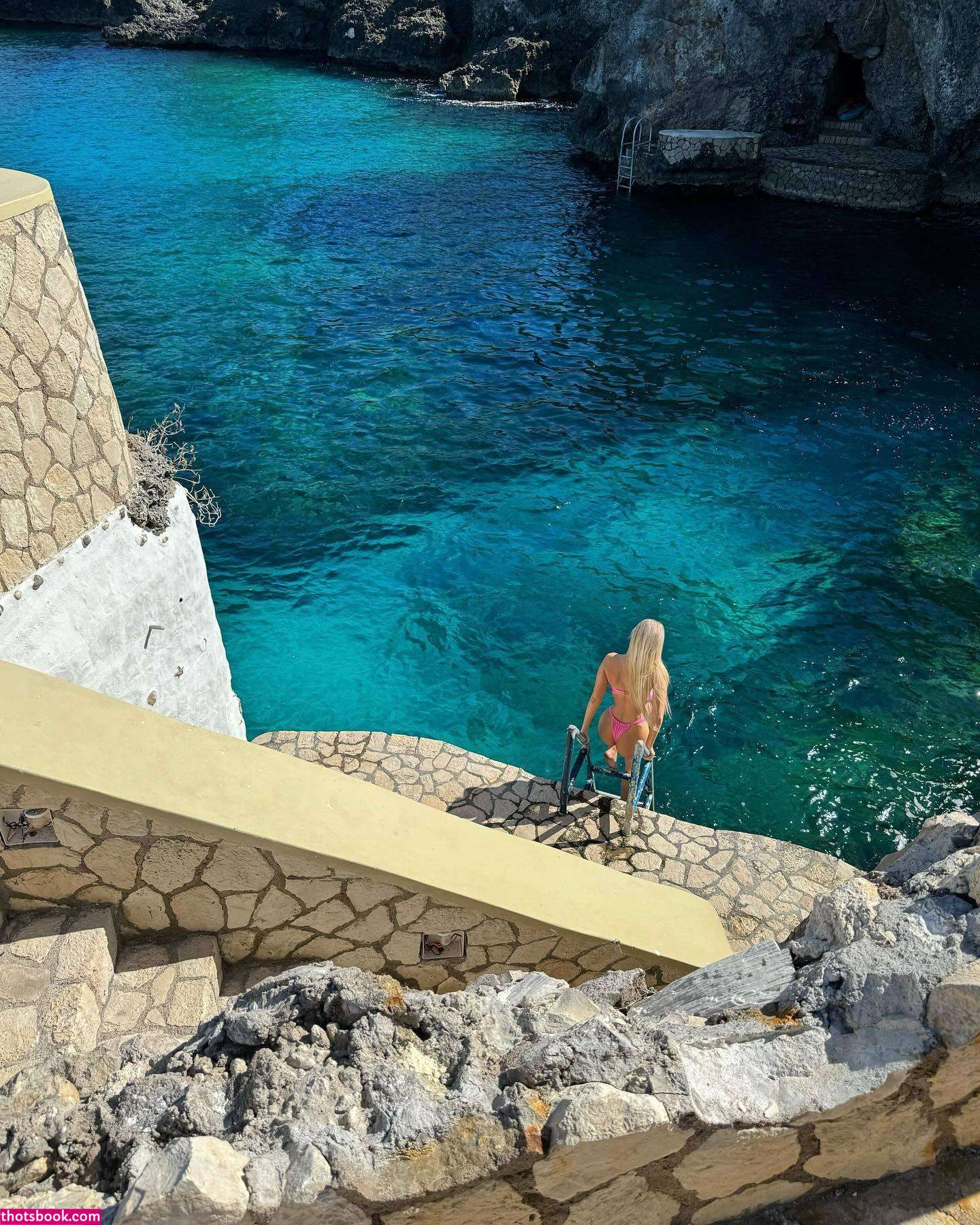 Ziennaeve Photo #133