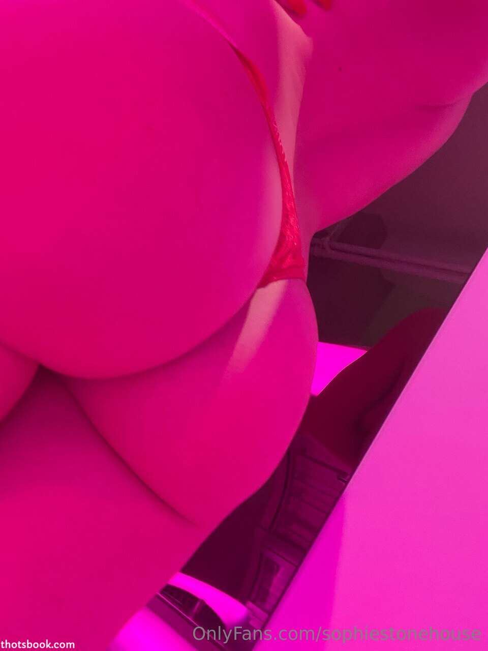 Sophie Stonehouse Photo #108