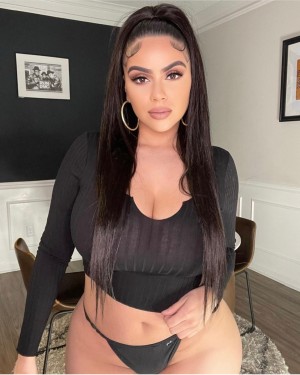 Therealrebeccaj Photo #41