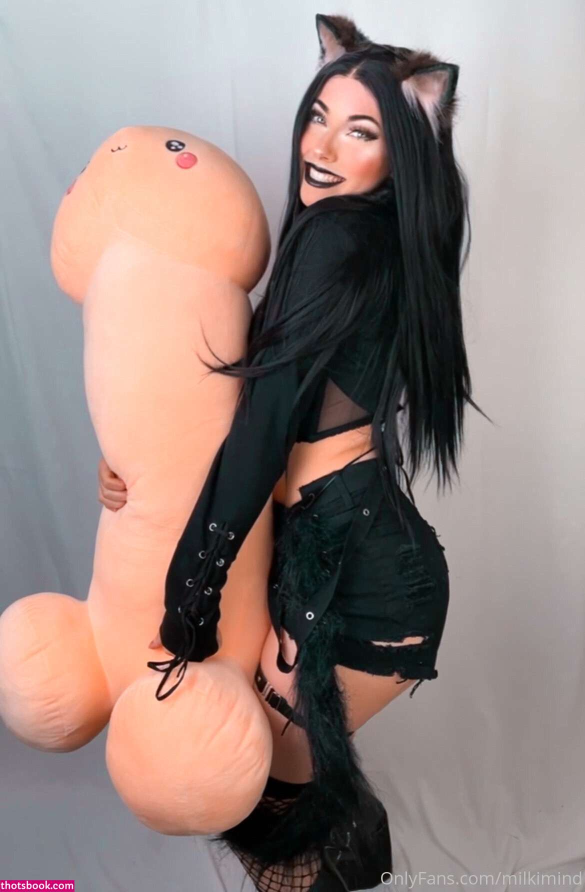 Milkimind Photo #112