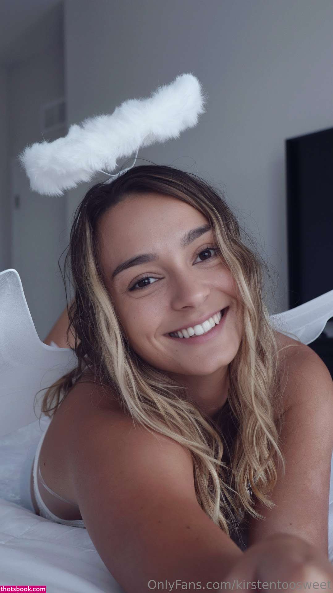 Kirstentoosweet Photo #55