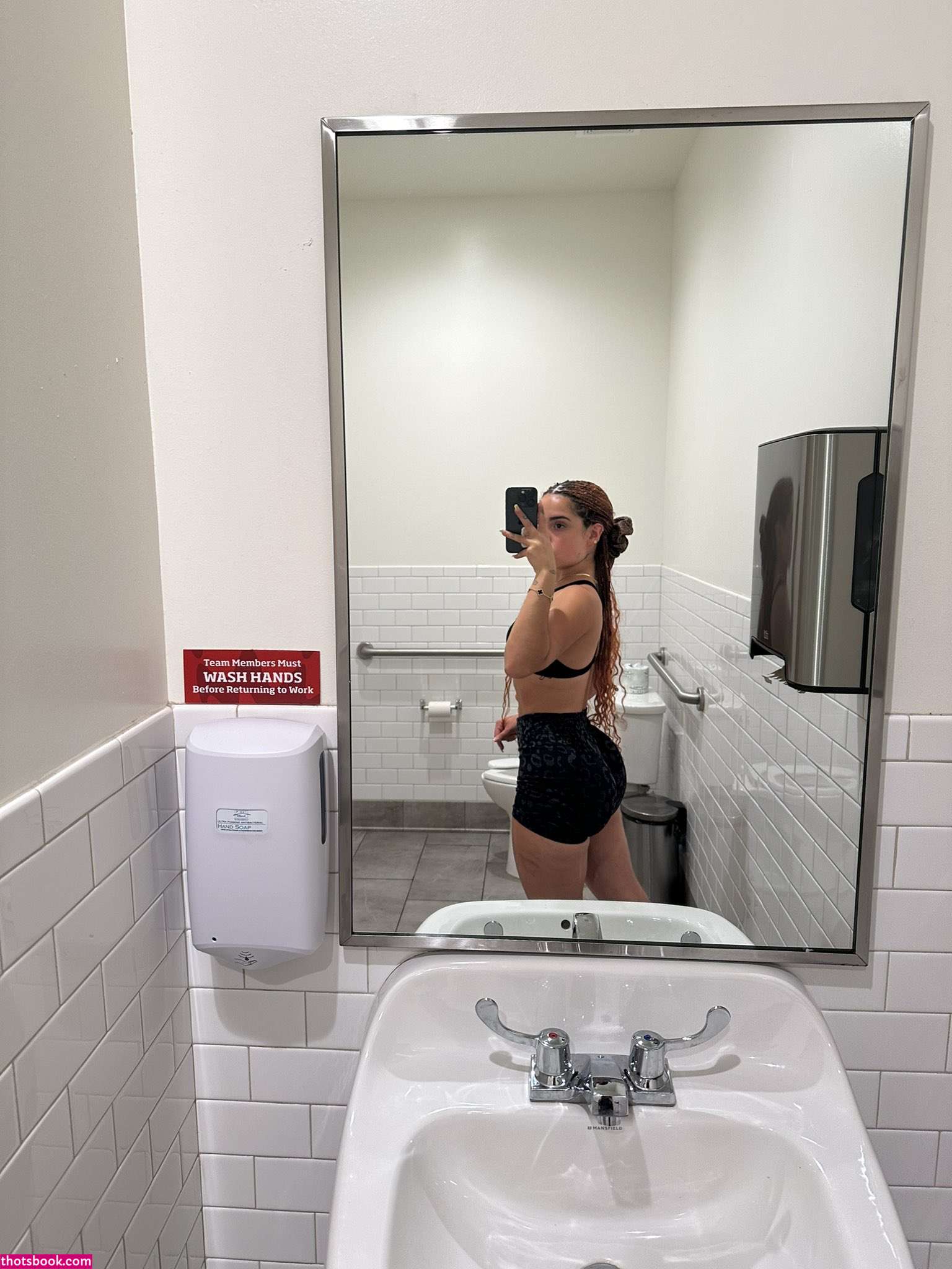 Angela Alvarez Photo #211